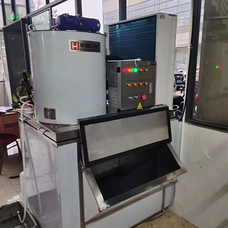 1吨工业片冰机交付江苏常州某食品厂